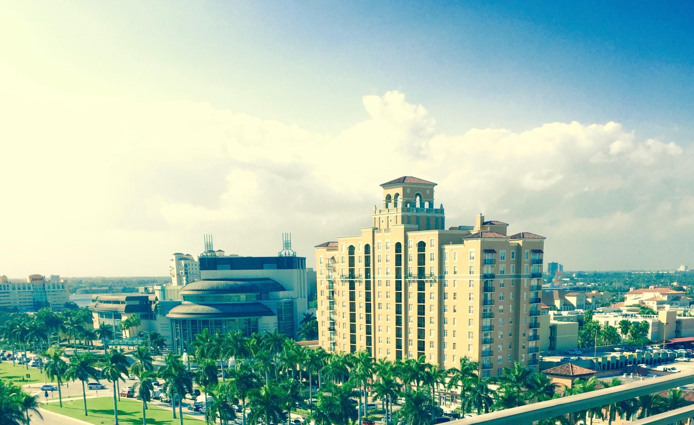 TOWER CONDO AT CITYPLACE - Residential Lease