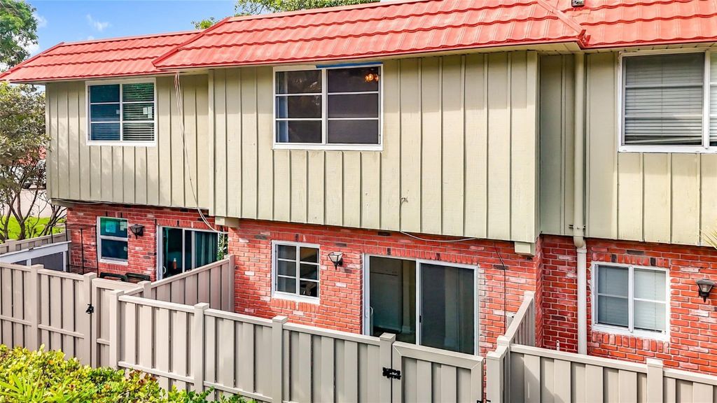 Photo of 79 NE 20th Court, Wilton Manors, FL 33305 (MLS # F10535293)