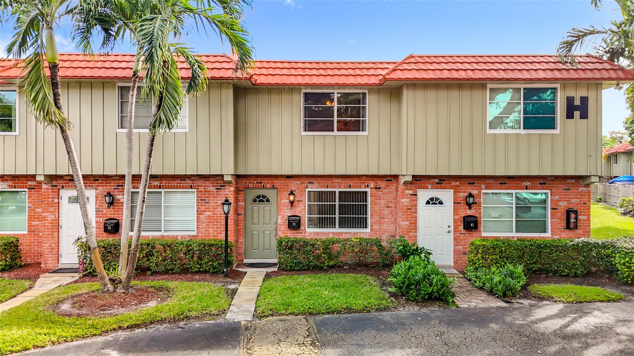 Manor Grove Townhomes - Residential