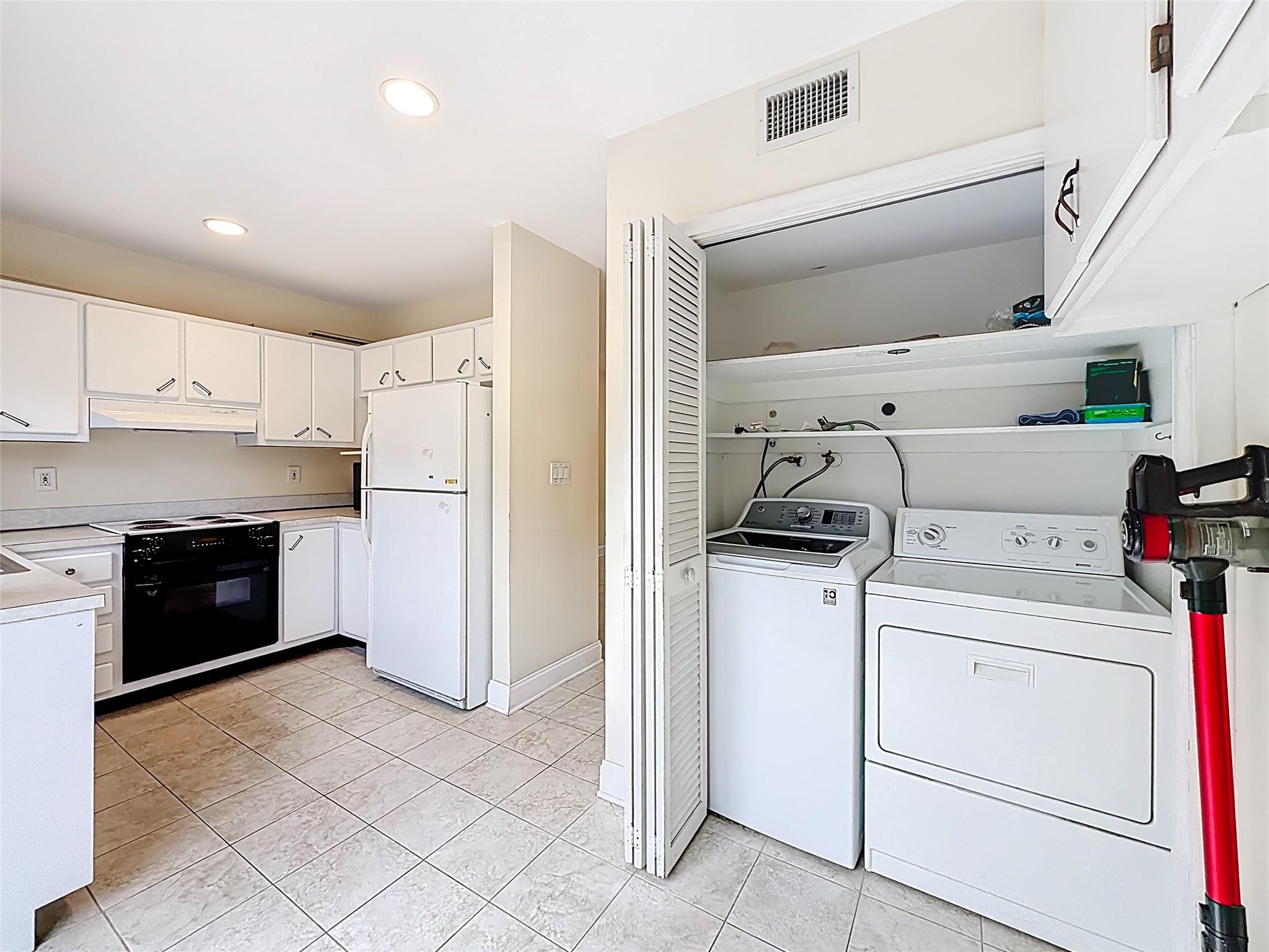 Manor Grove Townhomes - Residential