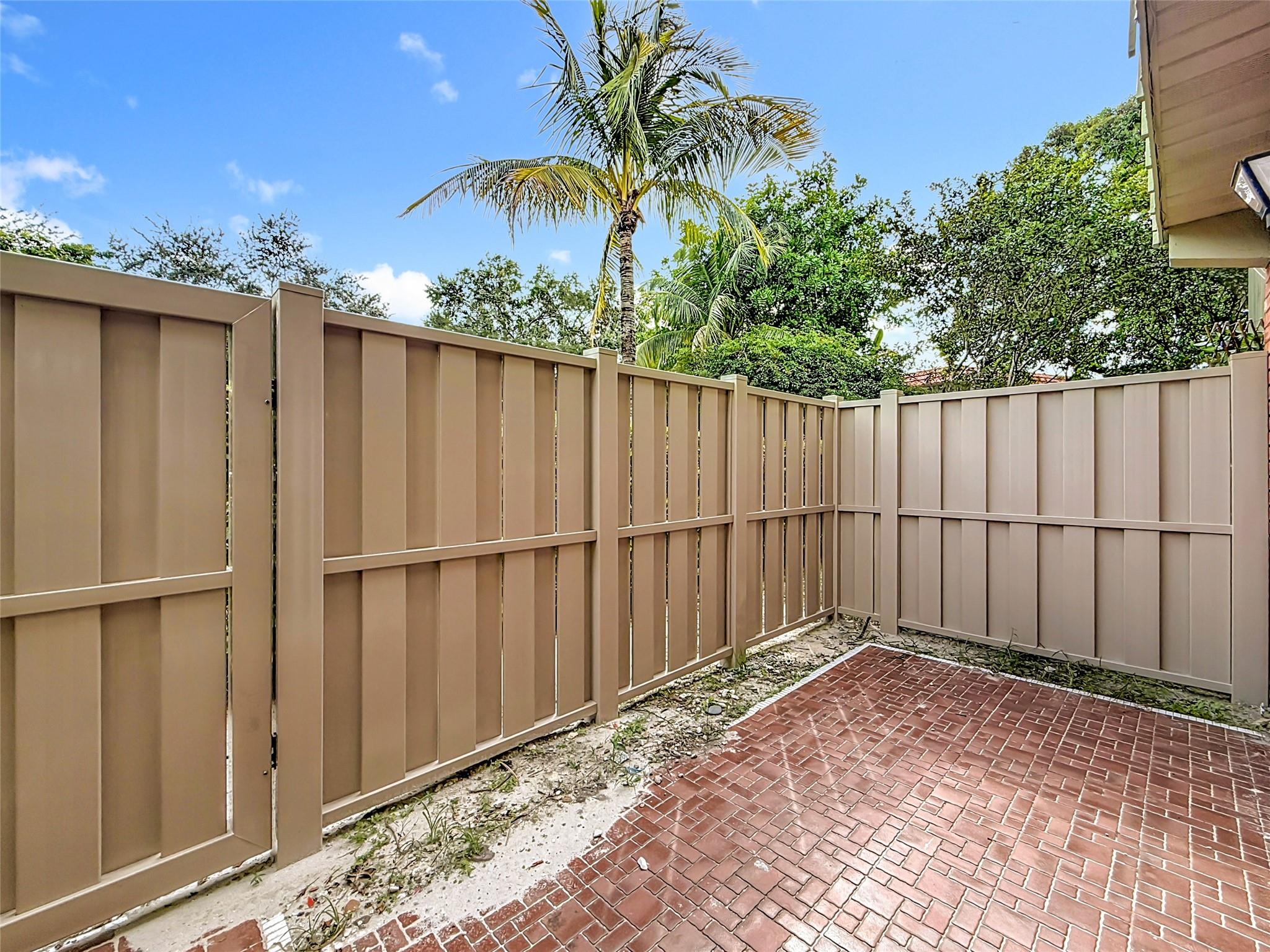 Manor Grove Townhomes - Residential