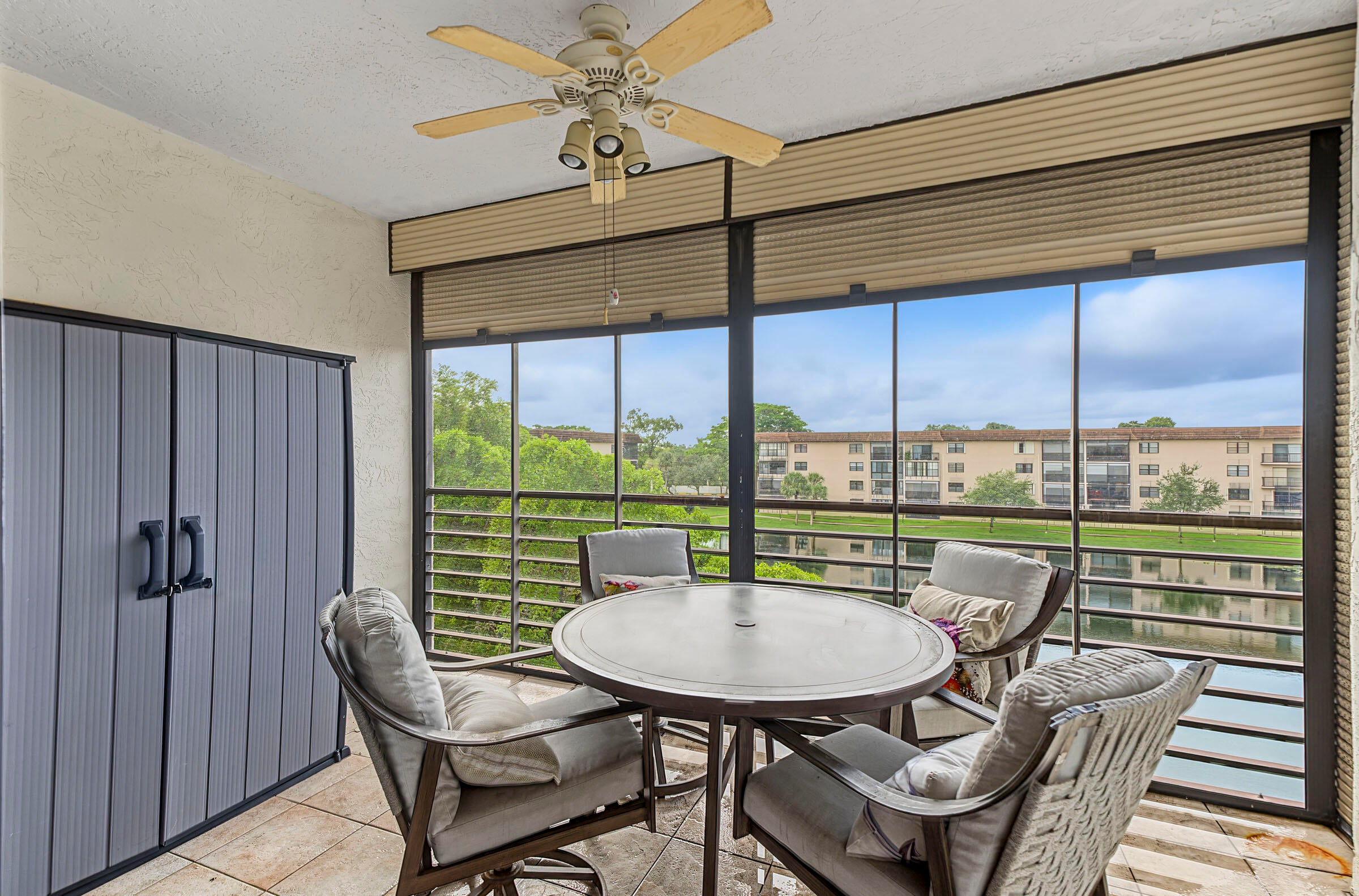 4960 E SABAL PALM Boulevard 414