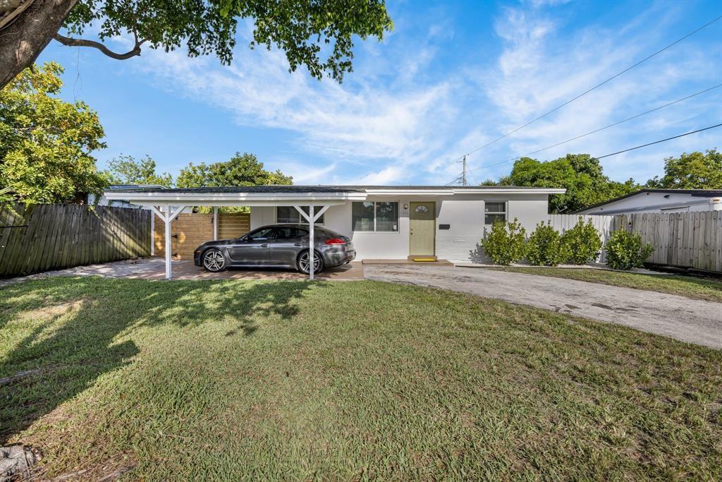 4106 NW 12th Ter