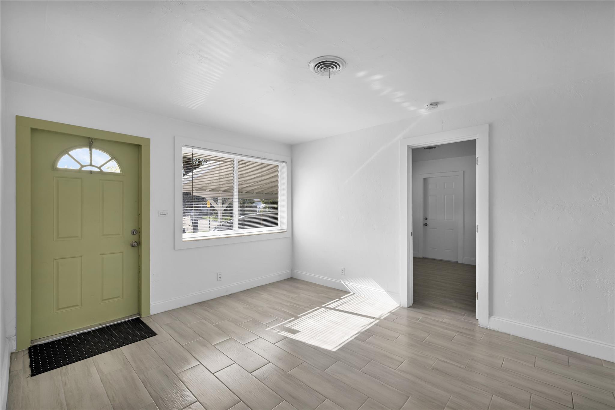 4106 NW 12th Ter