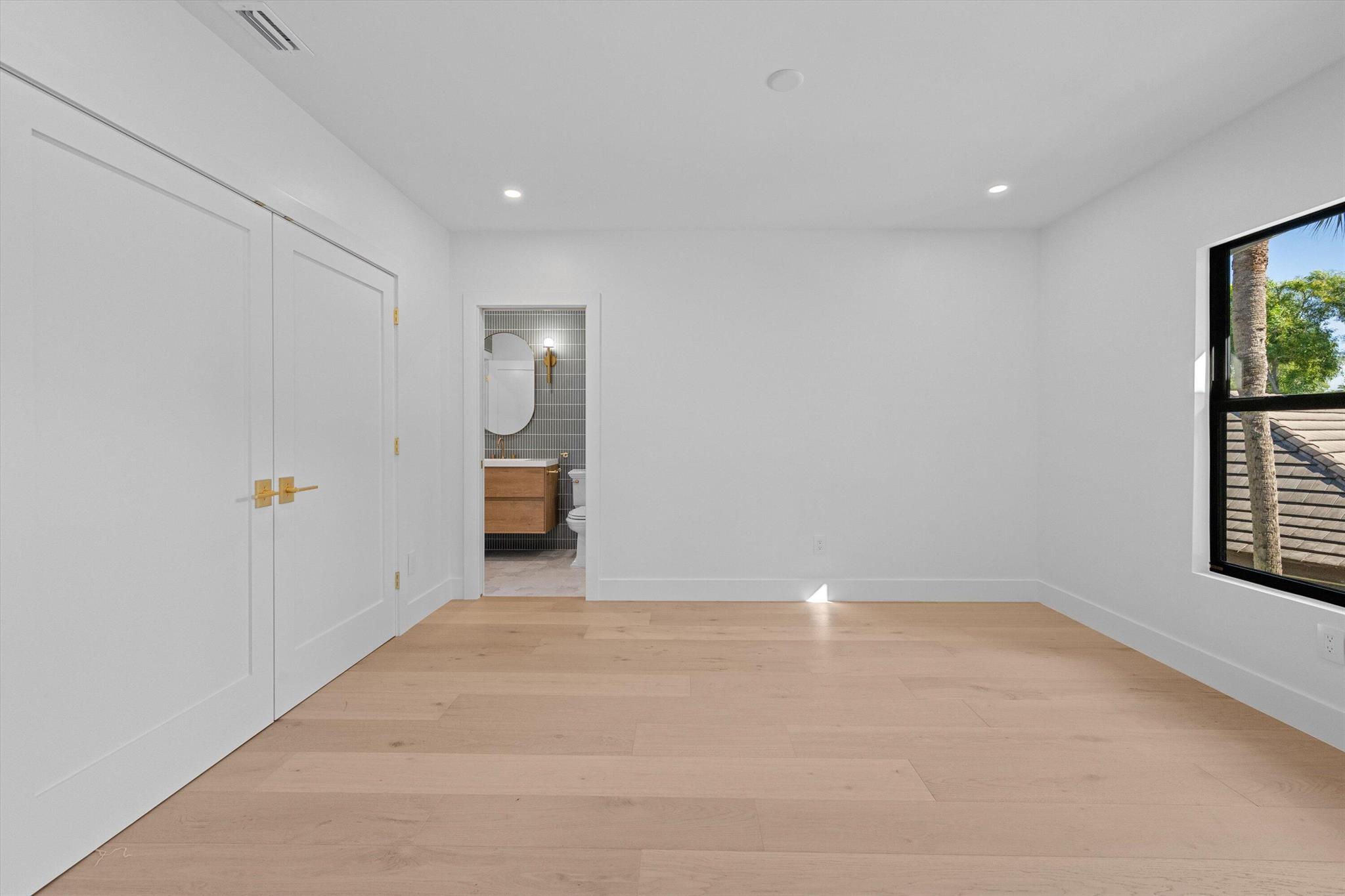 MEADOW BROOK COND DECL FI - Residential