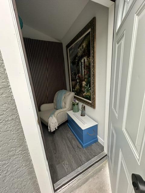7867 Canal Drive Studio