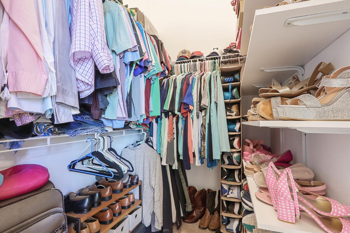 RIVERSIDE OAKS - Residential