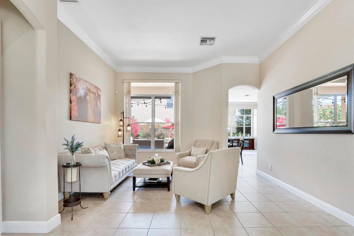 RIVERSIDE OAKS - Residential