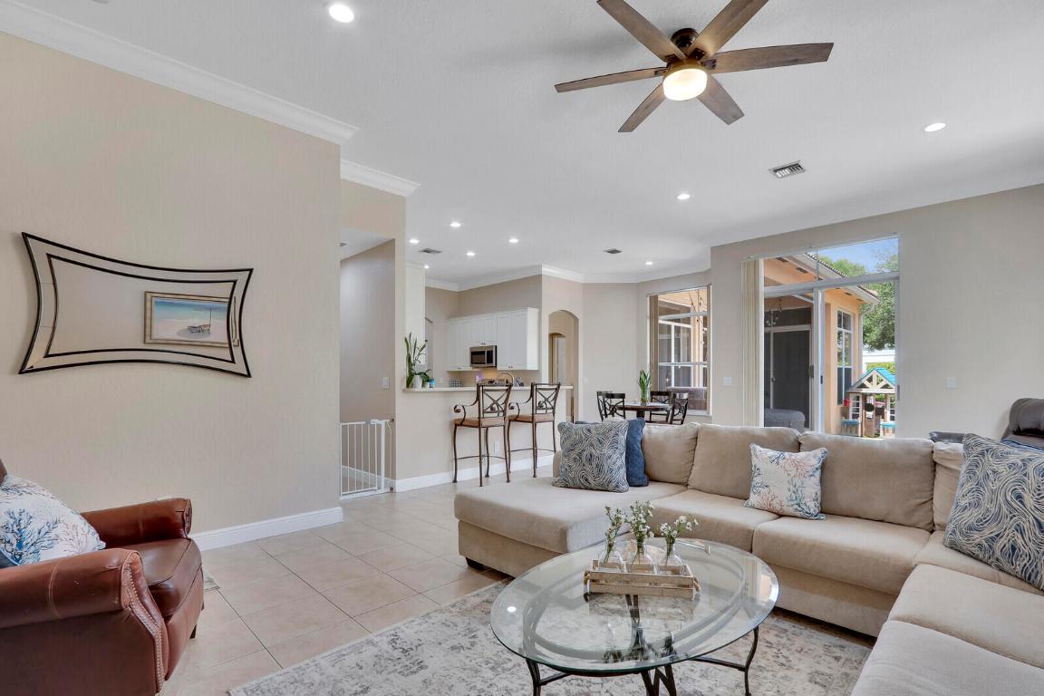 RIVERSIDE OAKS - Residential