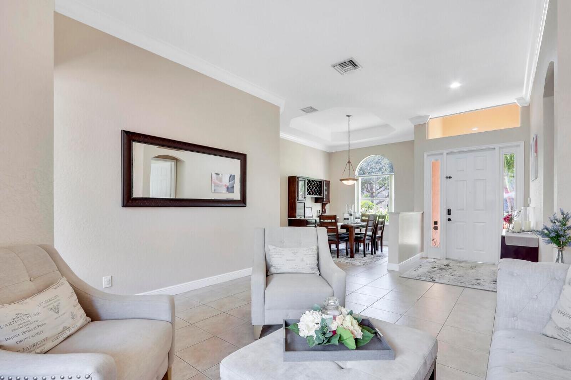 RIVERSIDE OAKS - Residential