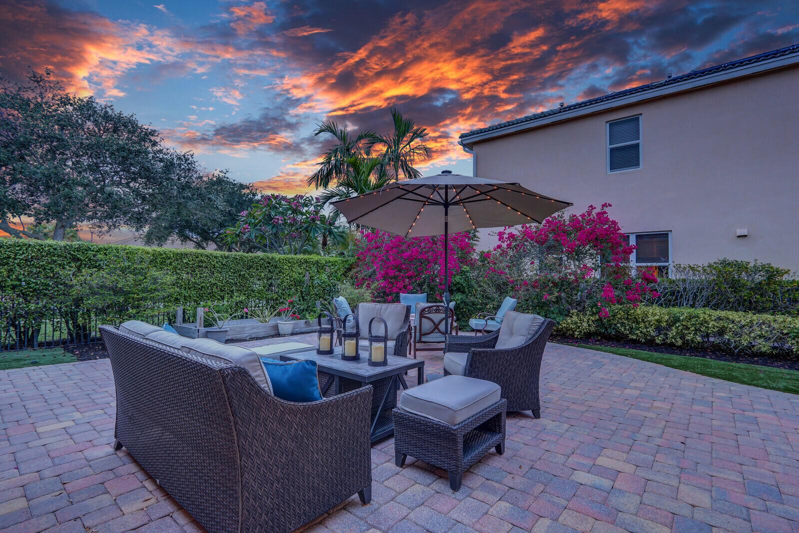 RIVERSIDE OAKS - Residential