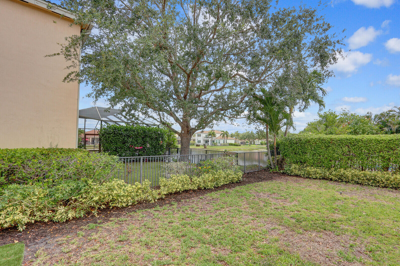 RIVERSIDE OAKS - Residential