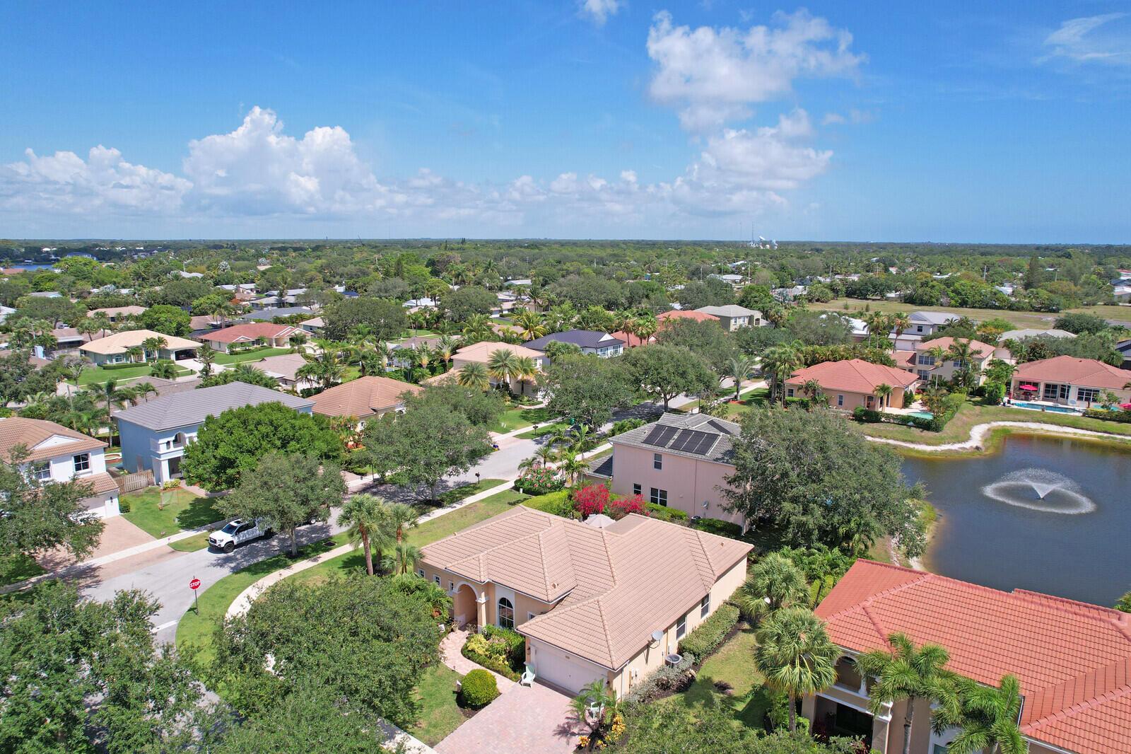 RIVERSIDE OAKS - Residential