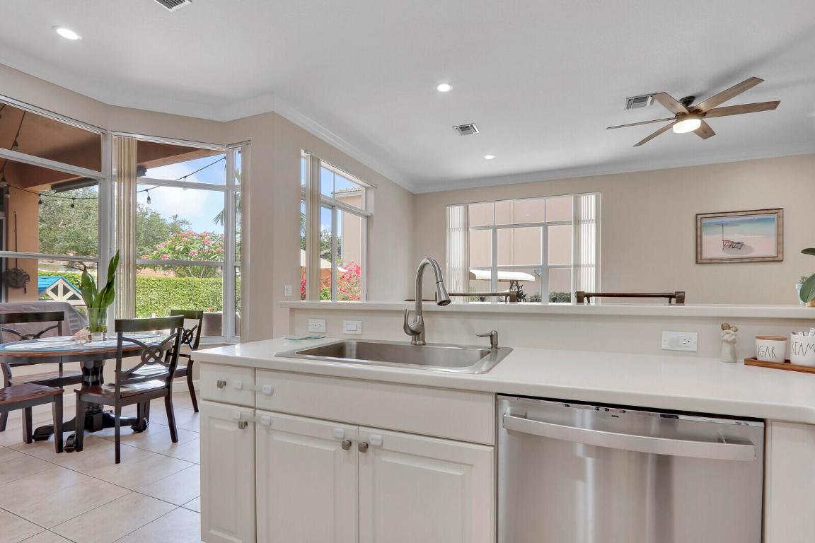 RIVERSIDE OAKS - Residential