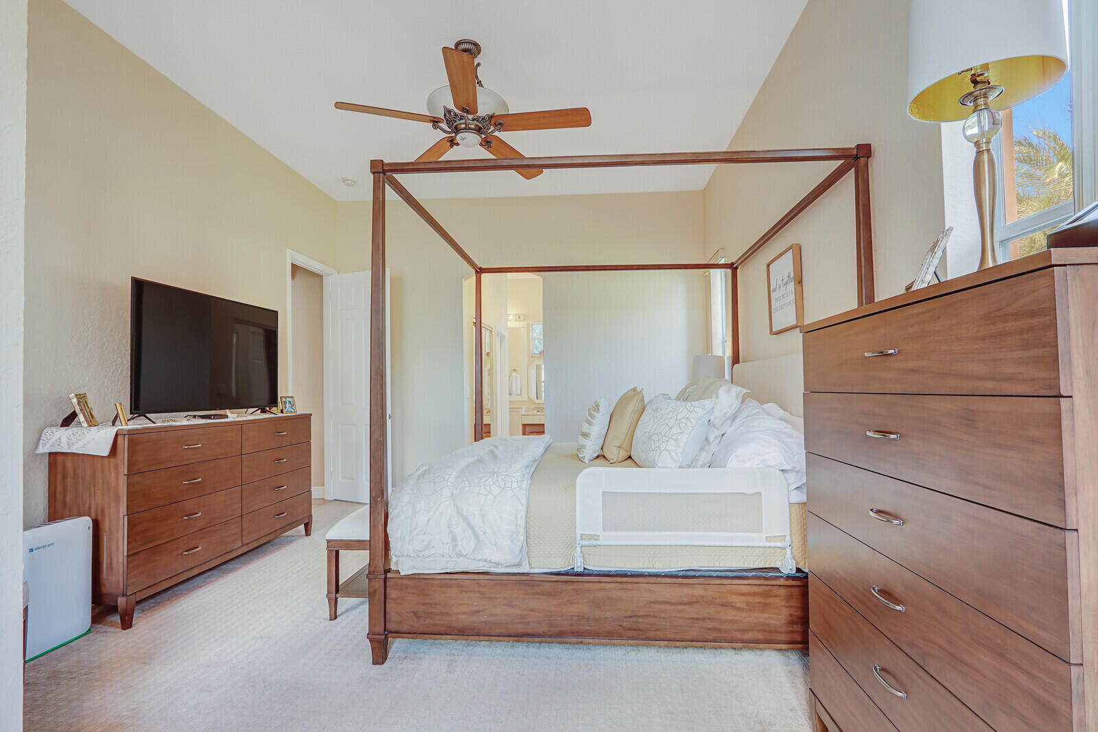 RIVERSIDE OAKS - Residential