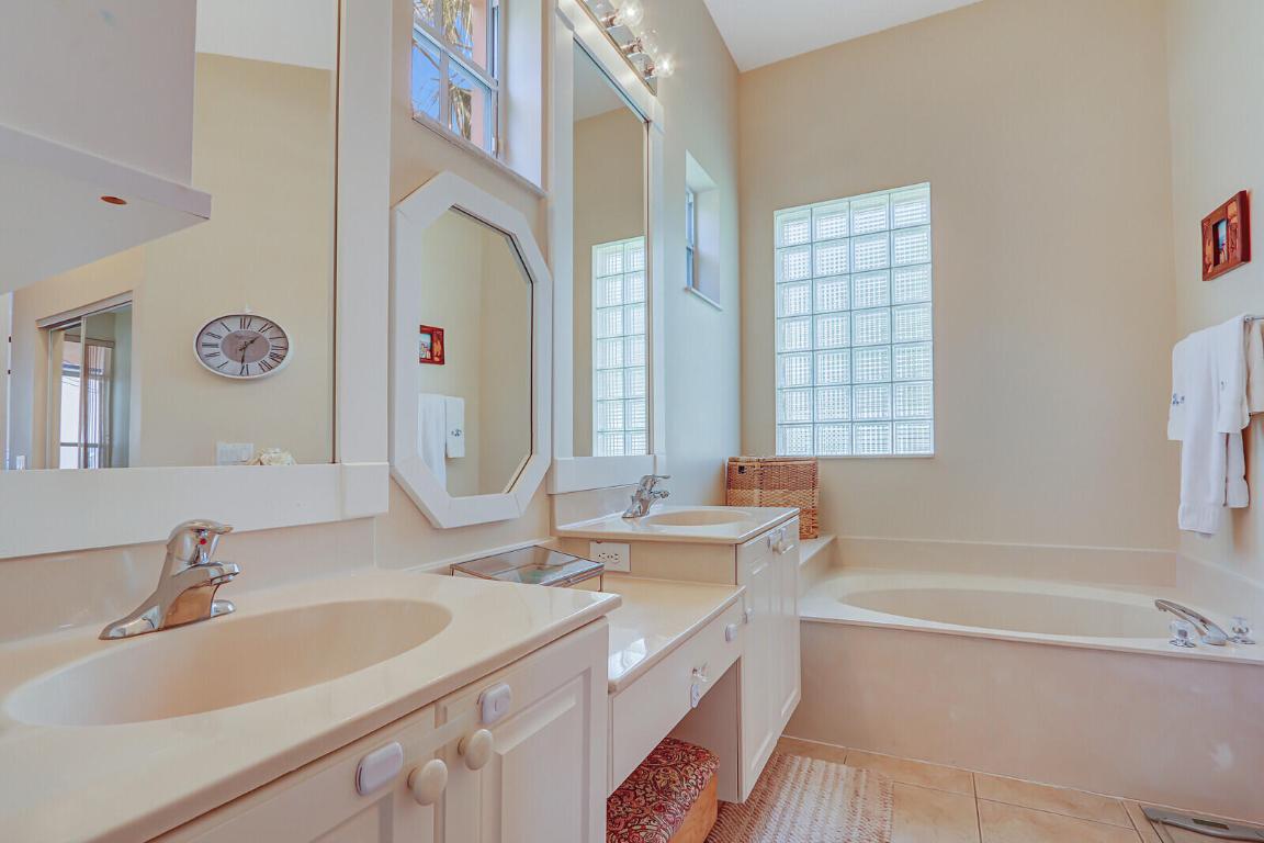 RIVERSIDE OAKS - Residential