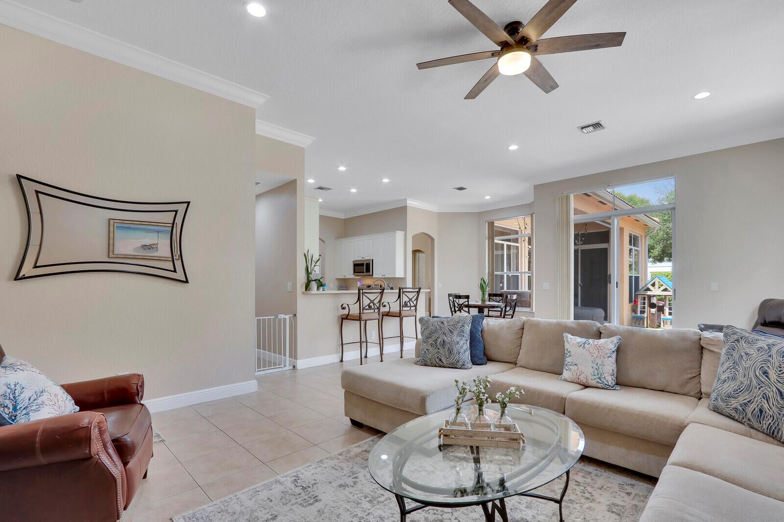 RIVERSIDE OAKS - Residential