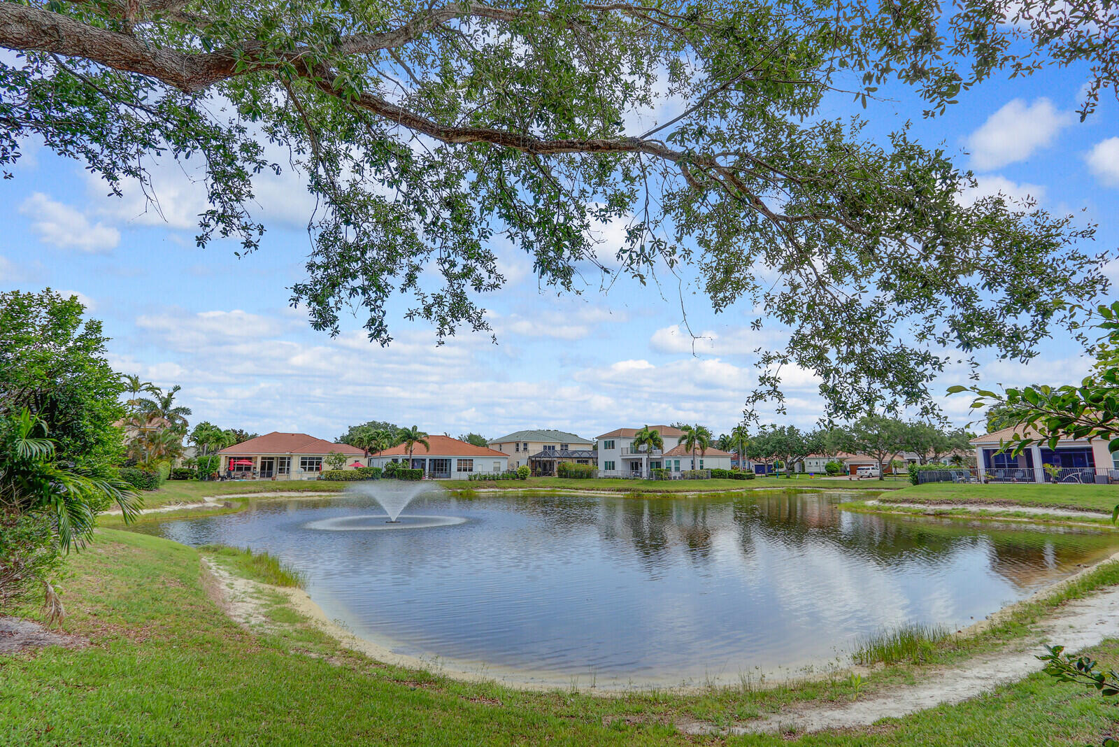RIVERSIDE OAKS - Residential
