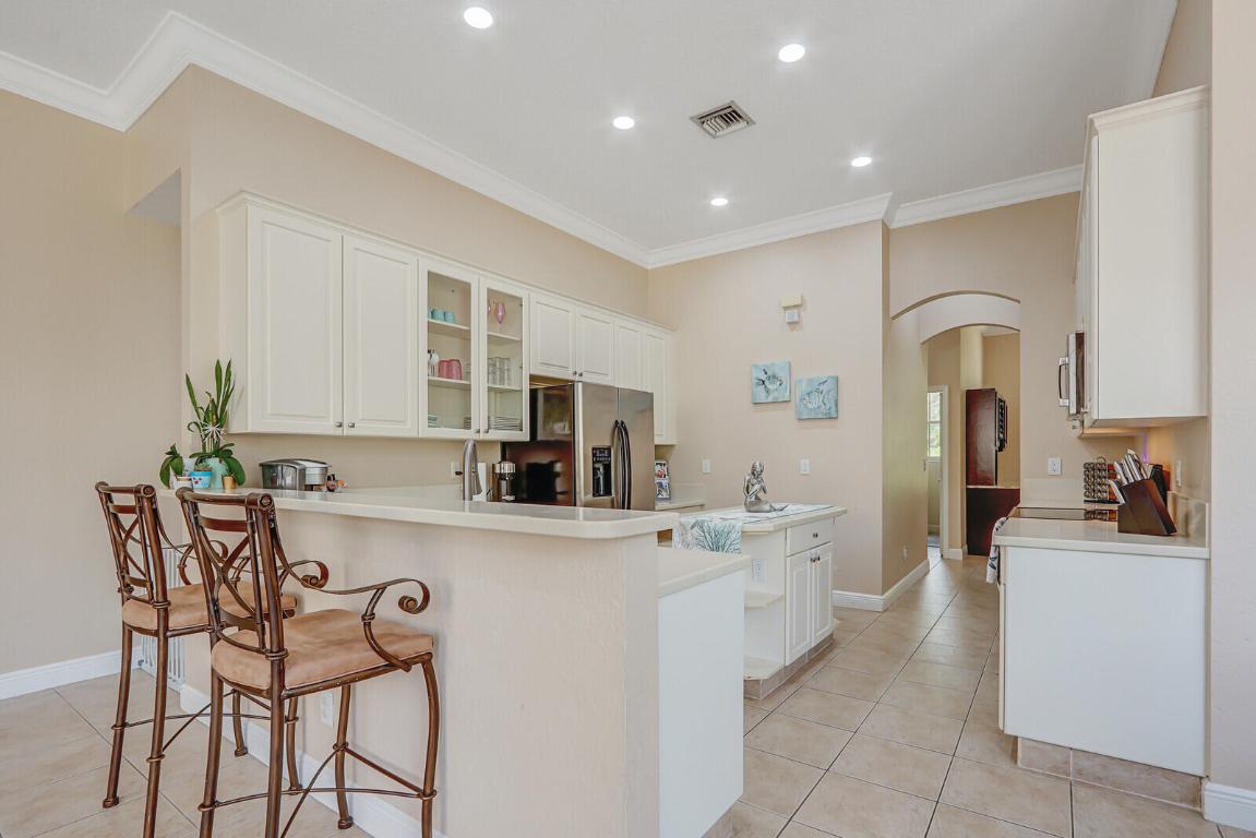 RIVERSIDE OAKS - Residential