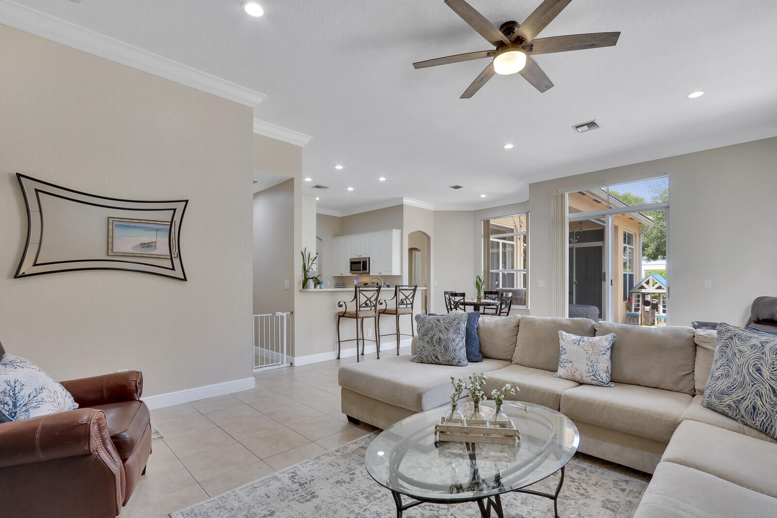 RIVERSIDE OAKS - Residential