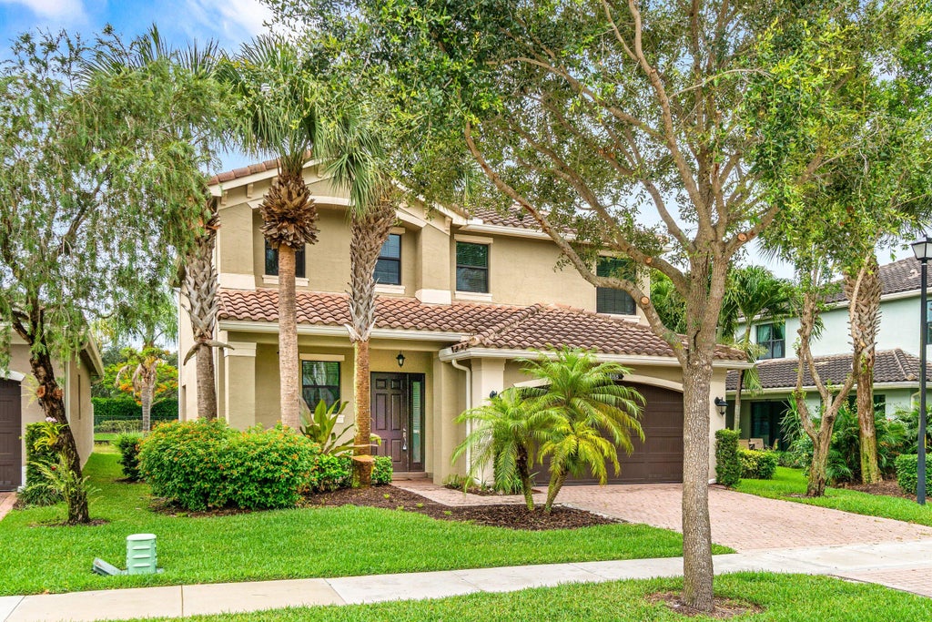 Photo of 14018 Gold Tigereye Trail, Delray Beach, FL 33446 (MLS # B26037139)