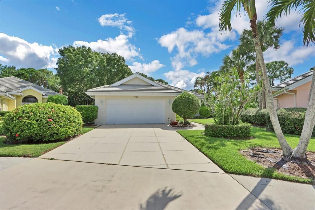 Photo of 7409 SE Marsh Fern Lane Lane, Hobe Sound, FL 33455 (MLS # R10745733)