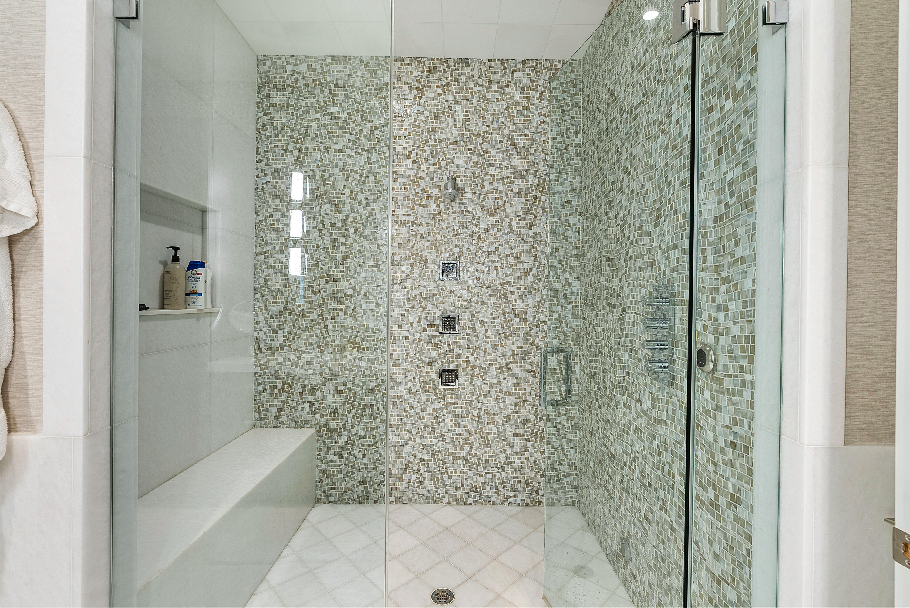 ST ANDREWS COUNTRY CLUB - Residential