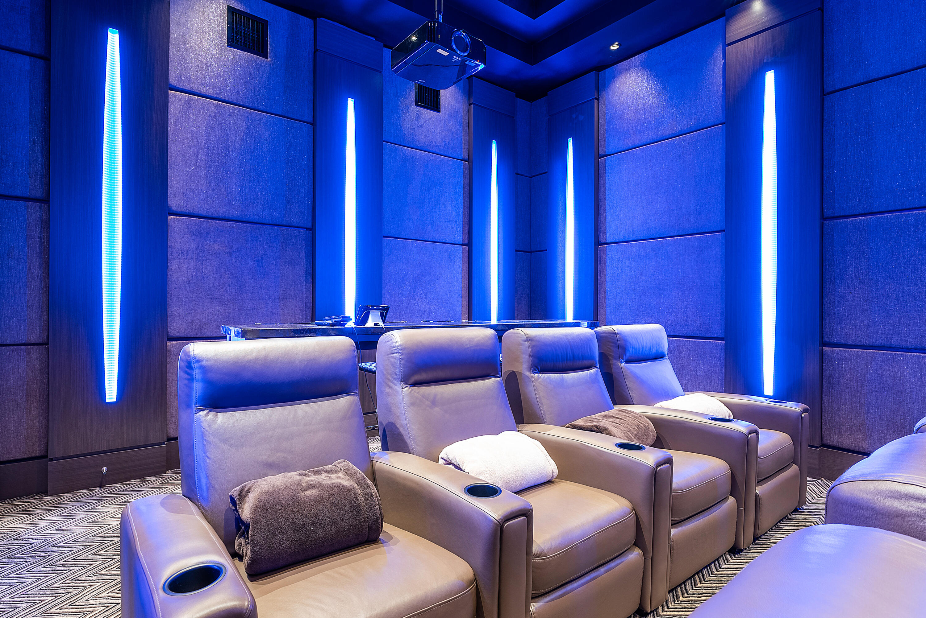 ST ANDREWS COUNTRY CLUB - Residential