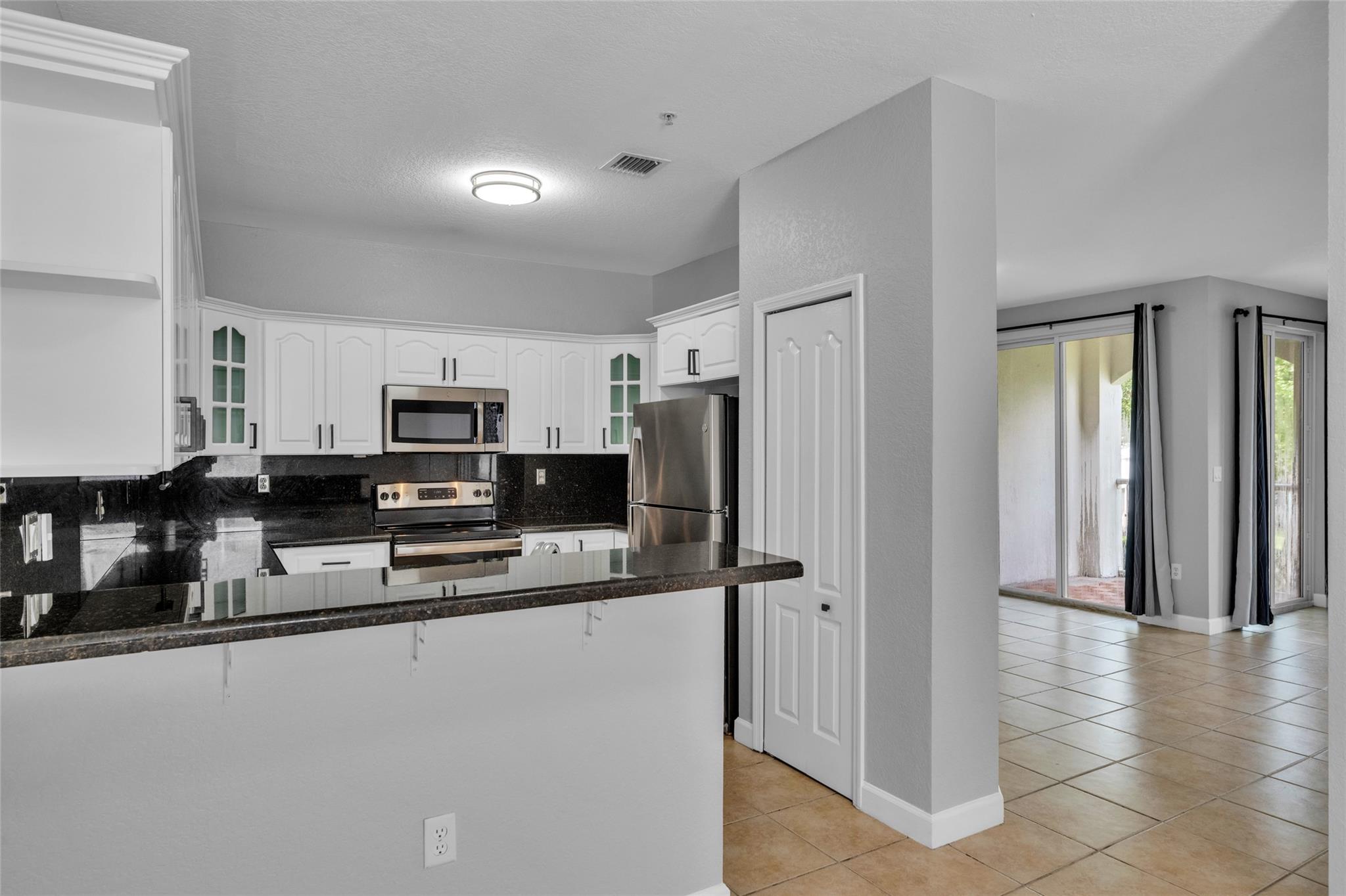 COURTYARDS AT NAUTICA - Residential Lease