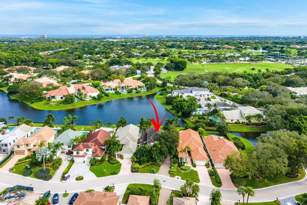 Photo of 13748 Le Havre Drive, Palm Beach Gardens, FL 33410 (MLS # R11137548)