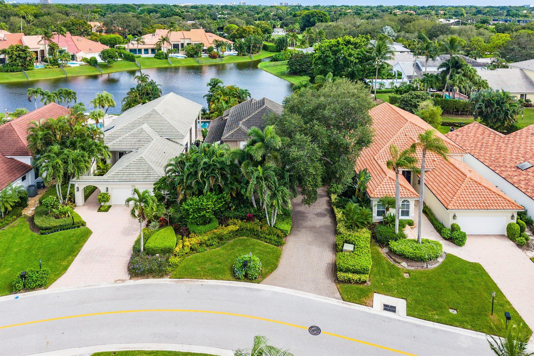 FRENCHMANS CREEK - Residential