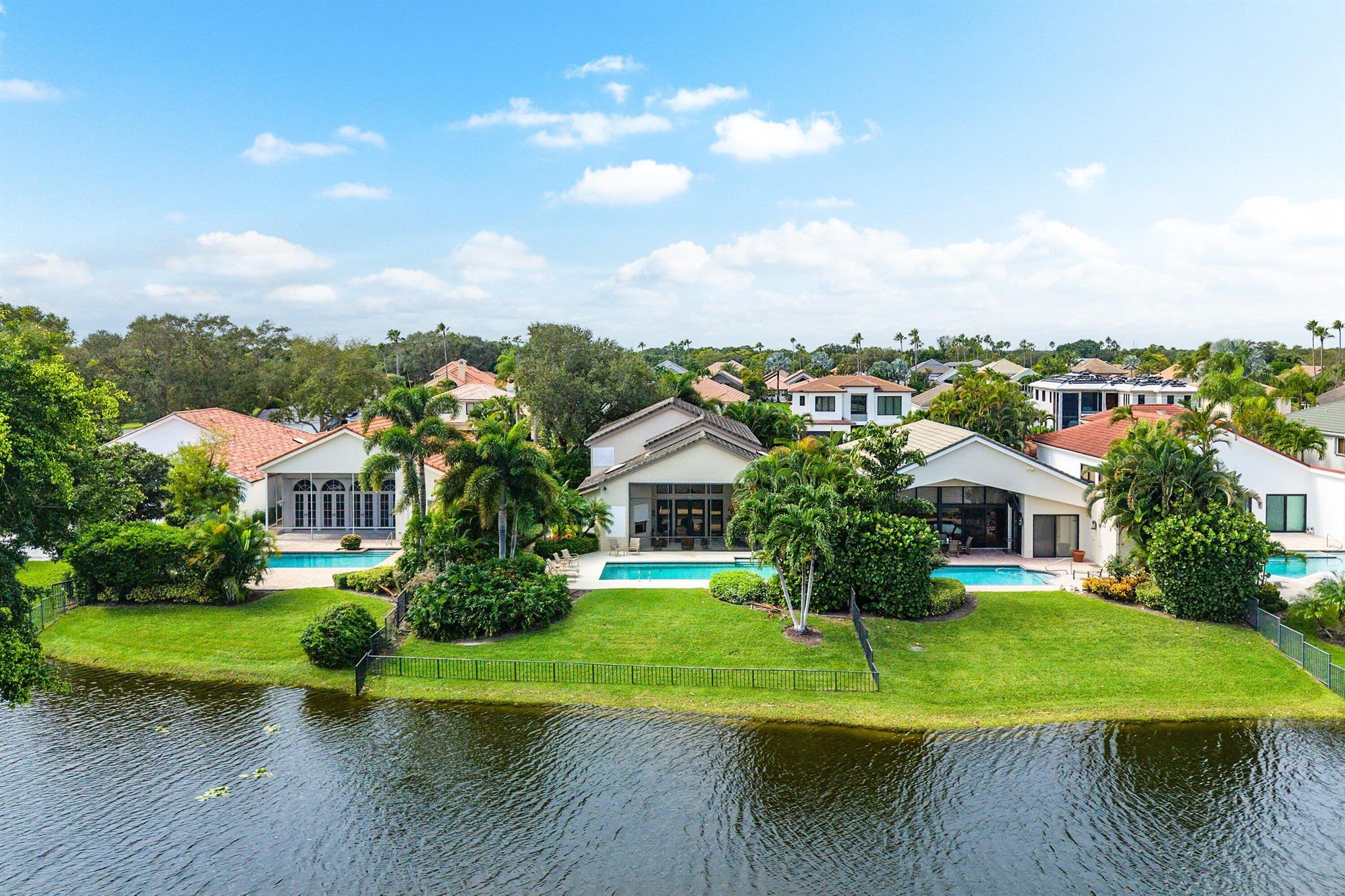 FRENCHMANS CREEK - Residential