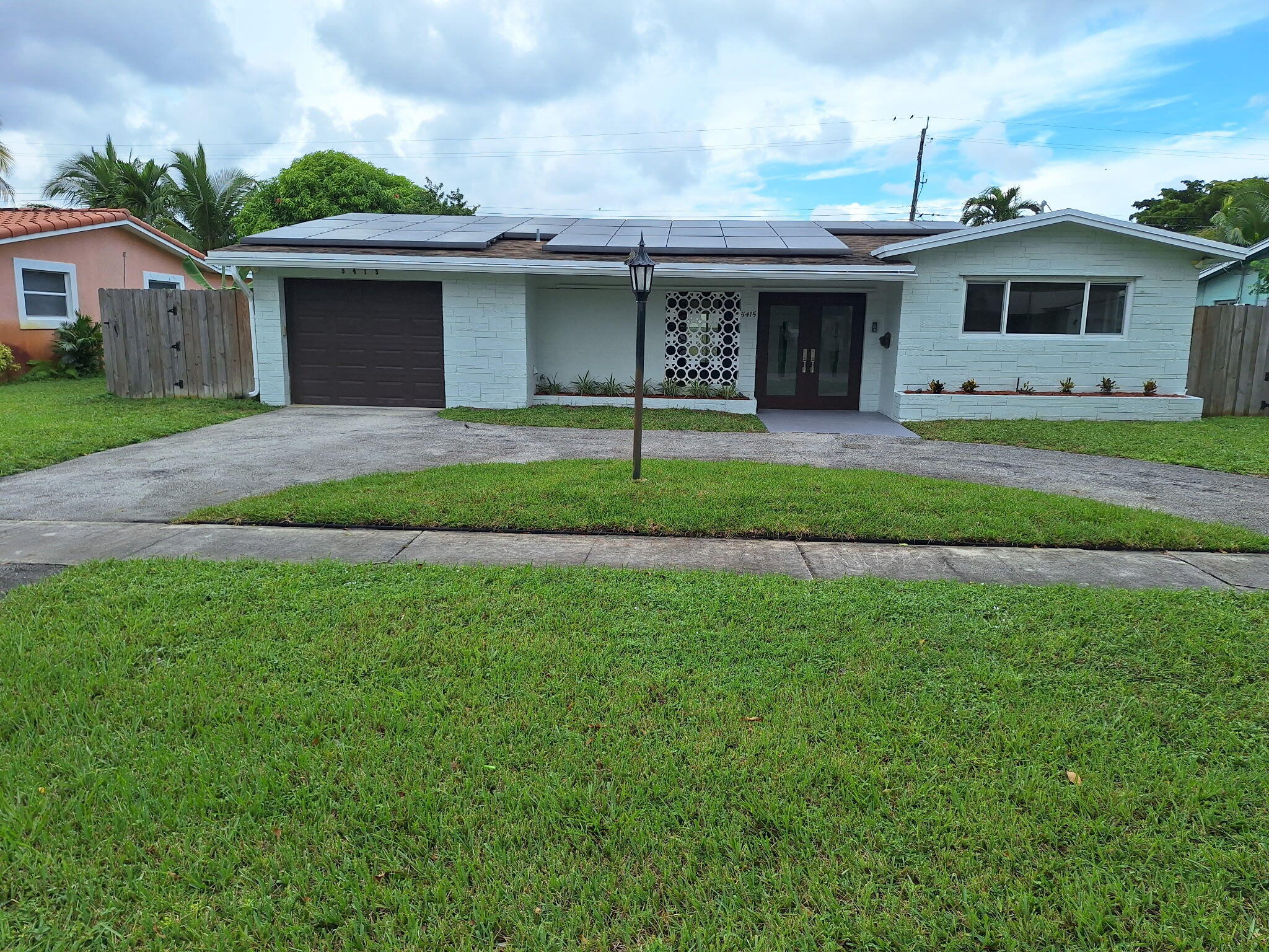 View photos, virtual tours, details... 5415 HARRISON Street