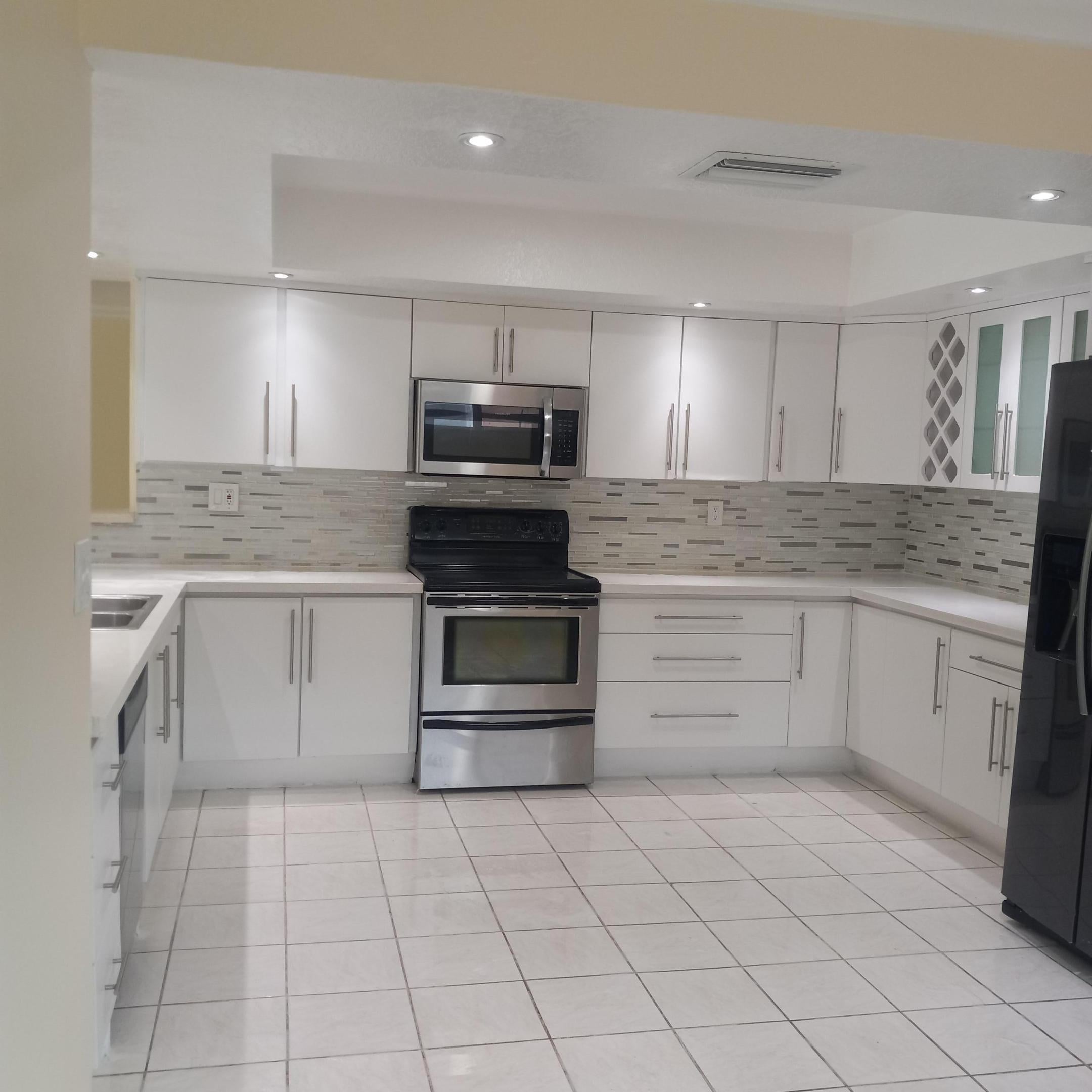 View photos, virtual tours, details... 5415 HARRISON Street