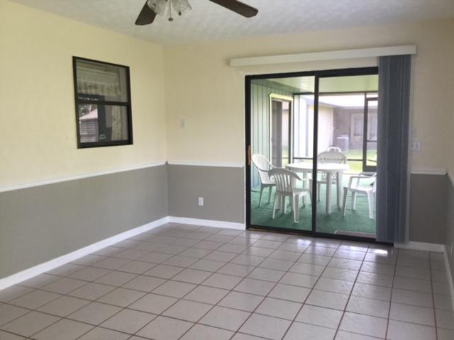 LAKEWOOD PARK UNIT 12 - Residential Lease