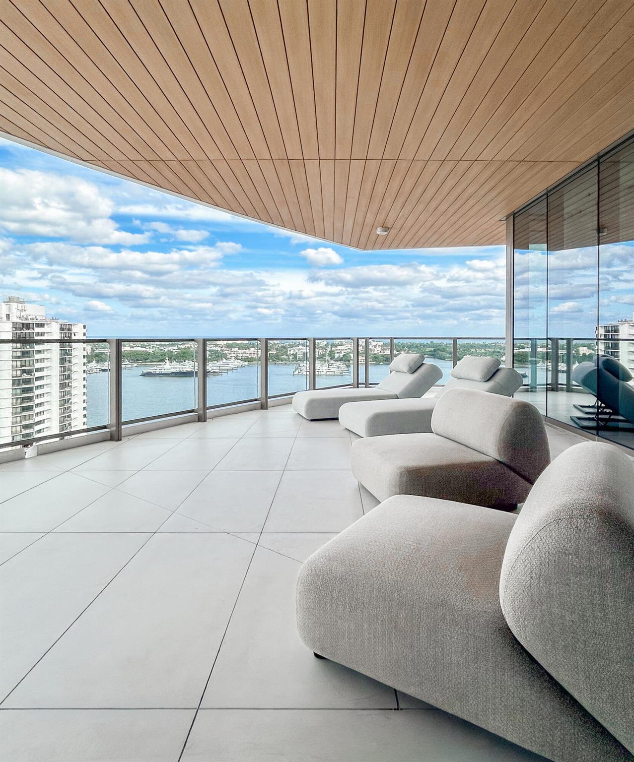 Flagler Forte Residences - Residential