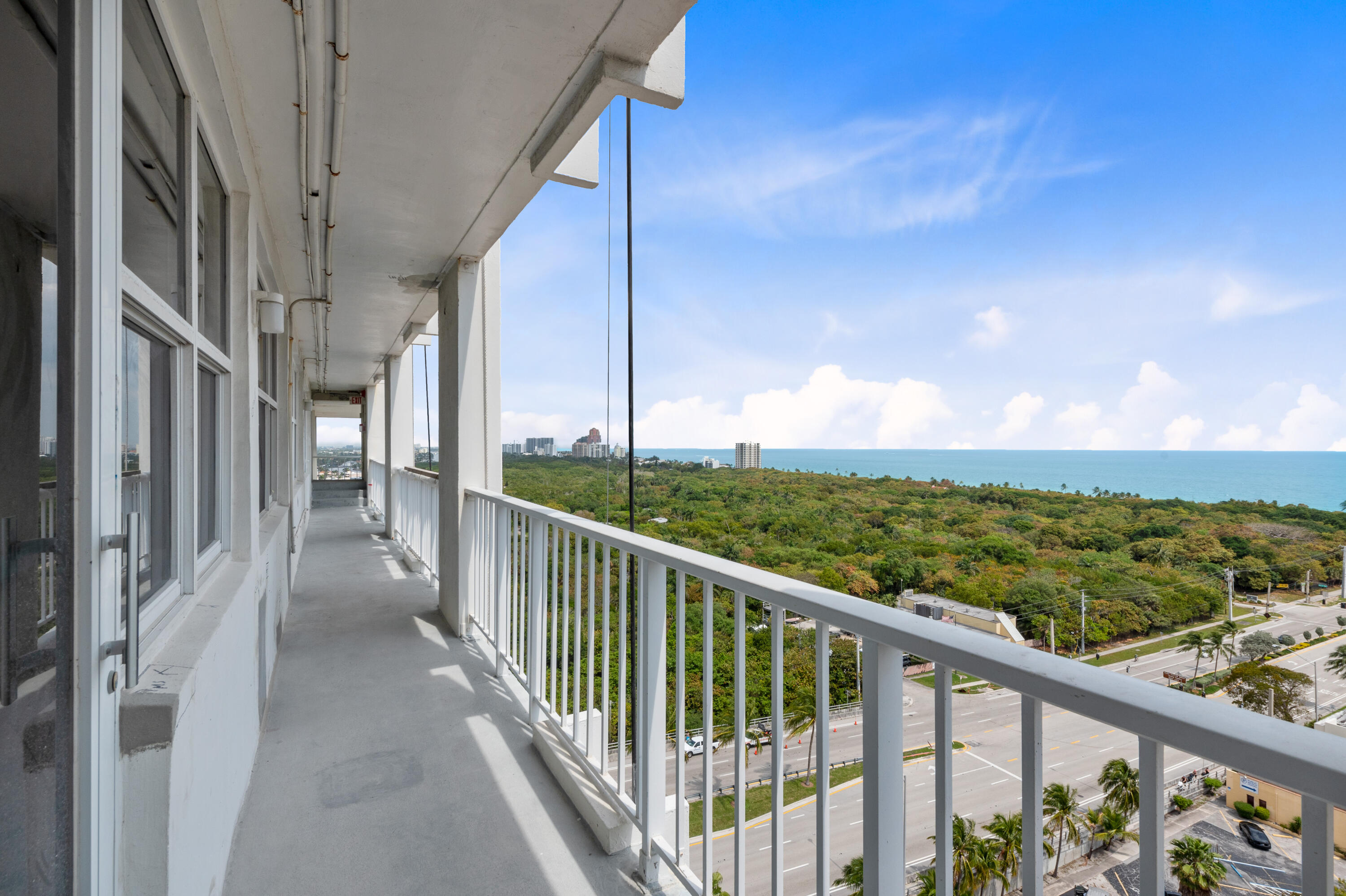 SUNRISE EAST CONDO - Residential Lease