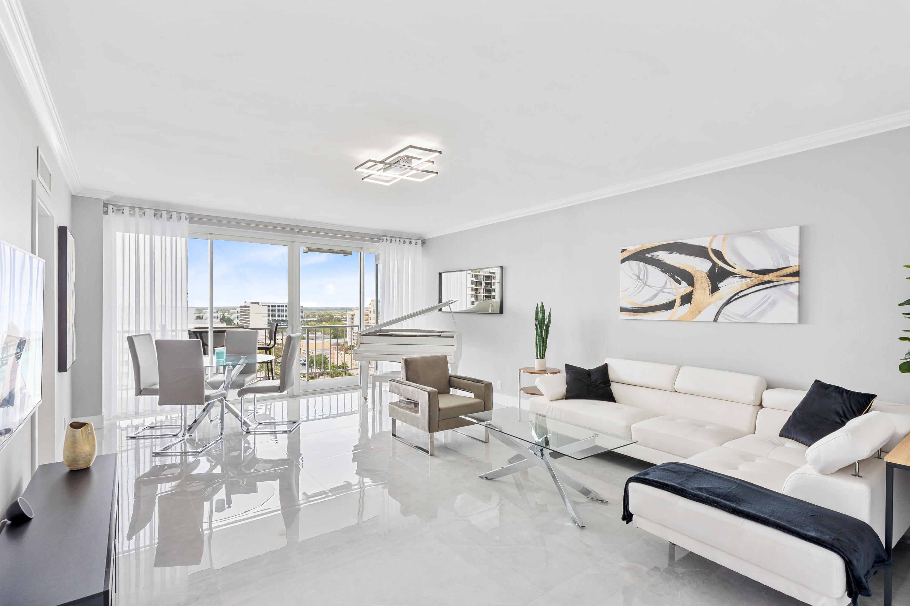 SUNRISE EAST CONDO - Residential Lease