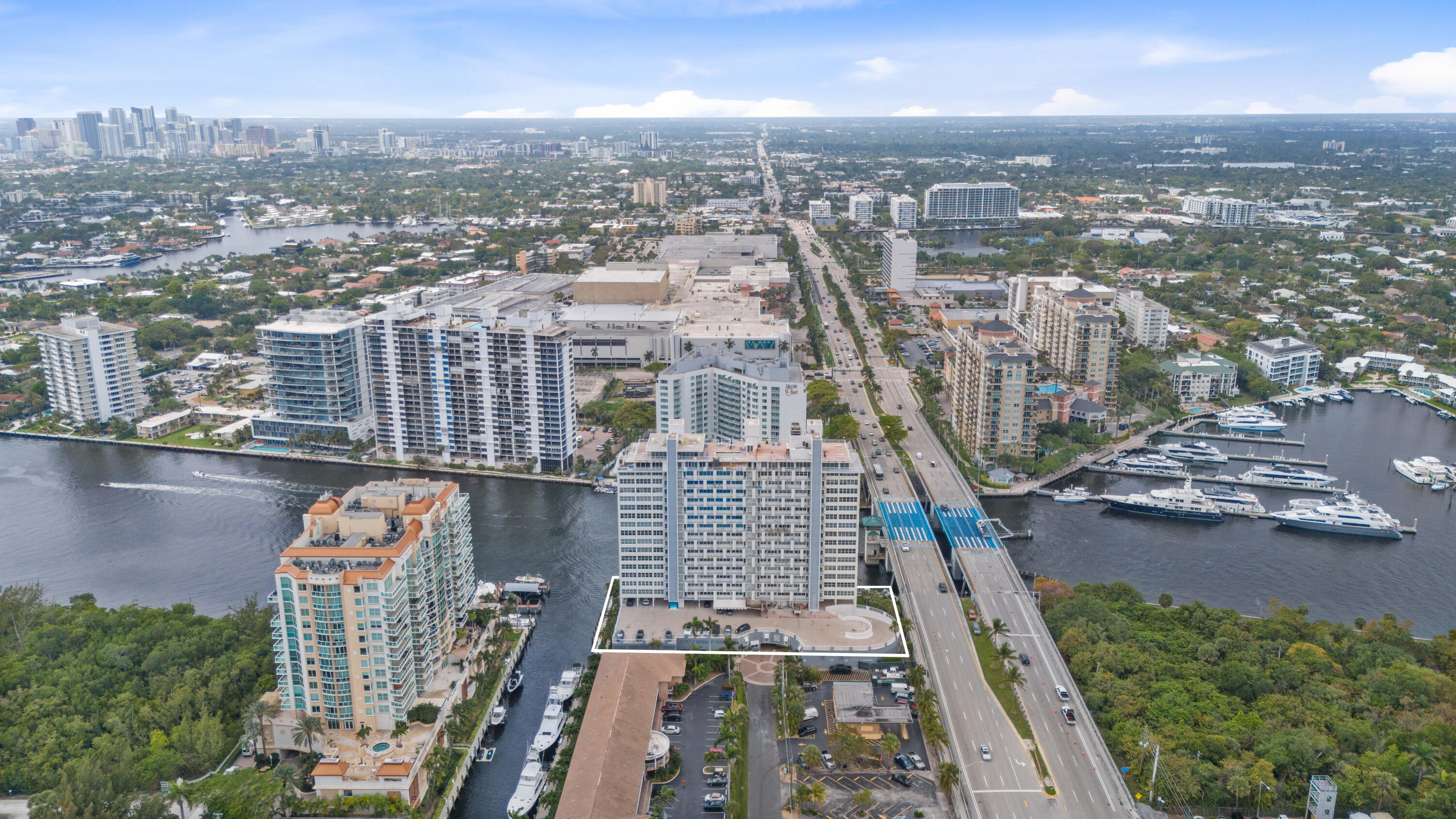 SUNRISE EAST CONDO - Residential Lease