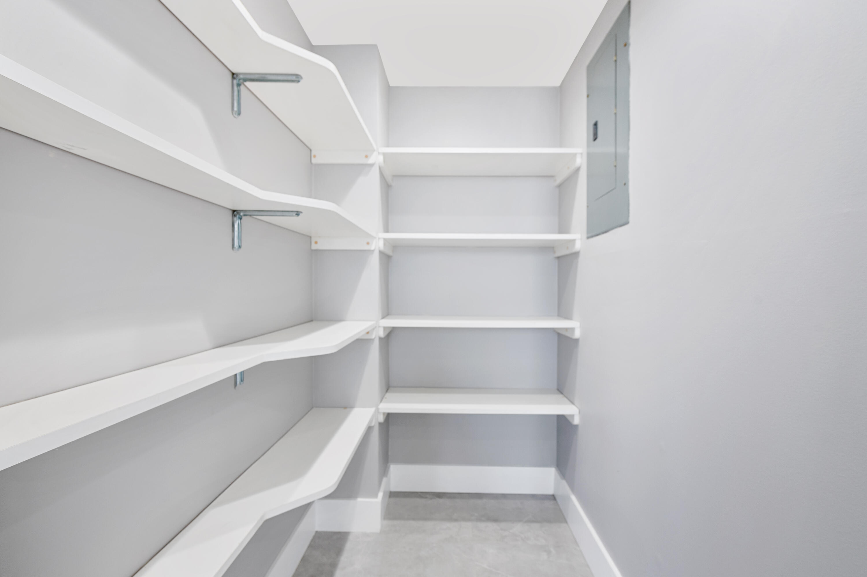 SUNRISE EAST CONDO - Residential Lease