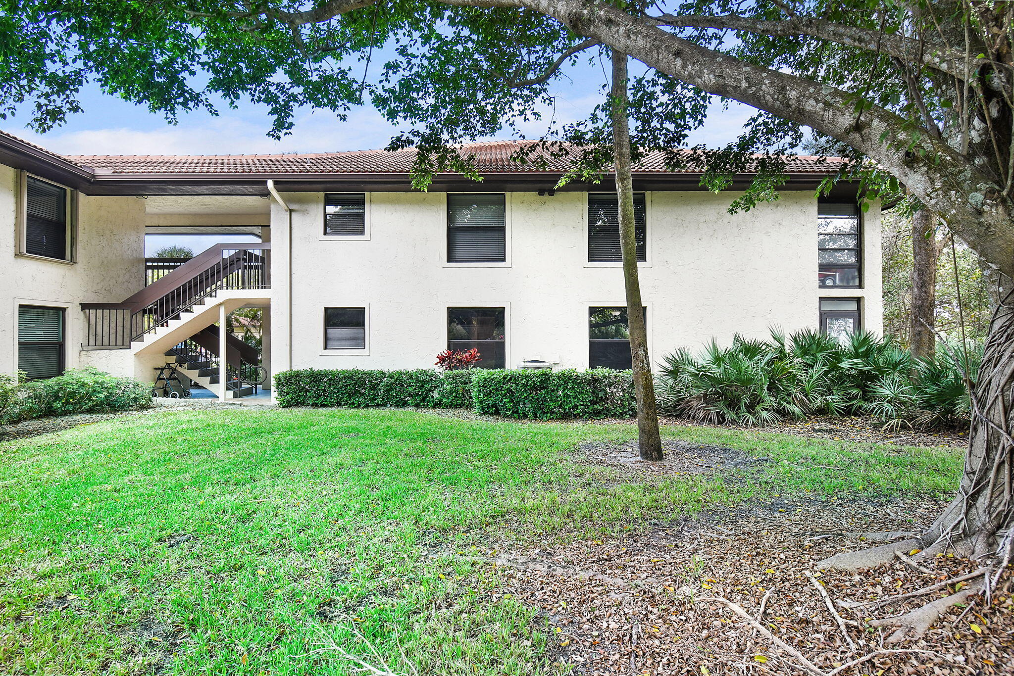 31 SW South River Dr. Drive 106