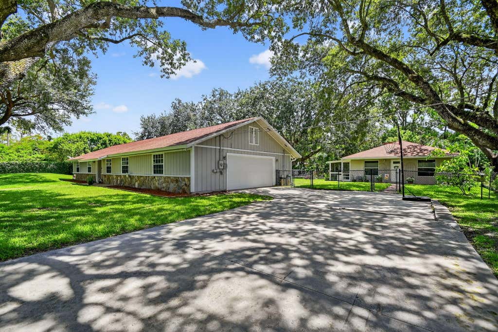 Photo of 3108 Custer Avenue, Lake Worth, FL 33467 (MLS # R11131922)