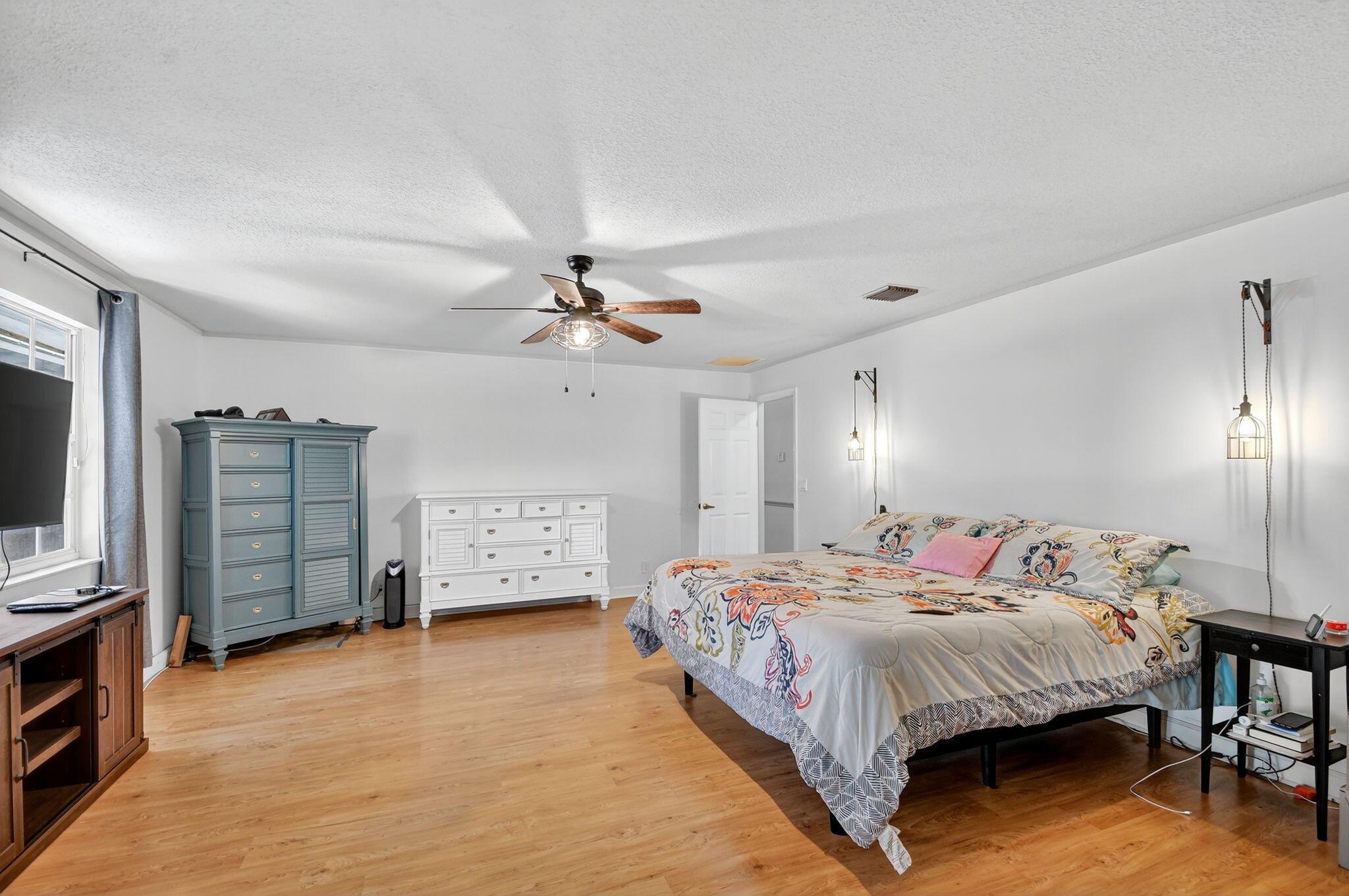 PALM BEACH RANCHETTES - Residential