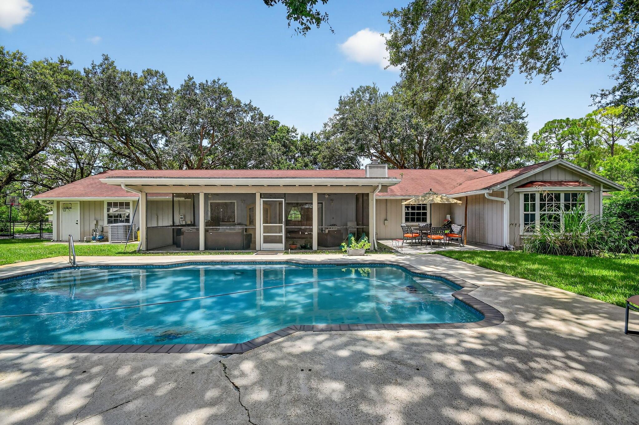 PALM BEACH RANCHETTES - Residential