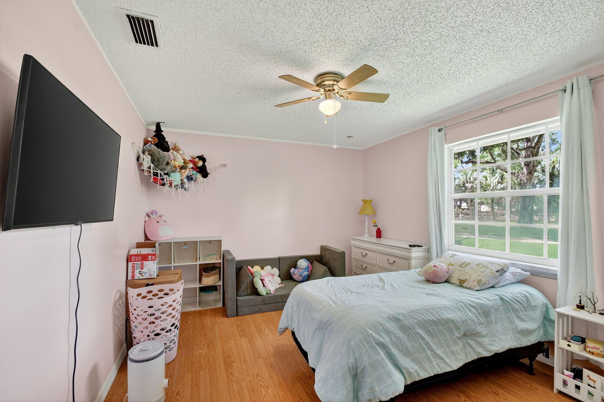 PALM BEACH RANCHETTES - Residential