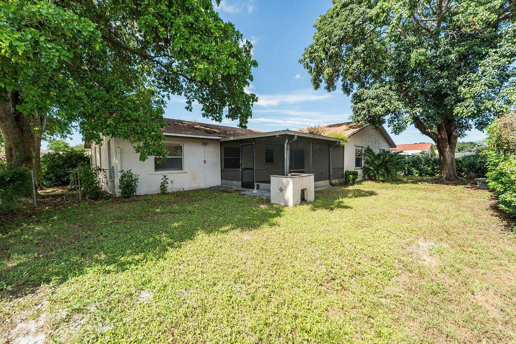 4718 Blue Pine Circle