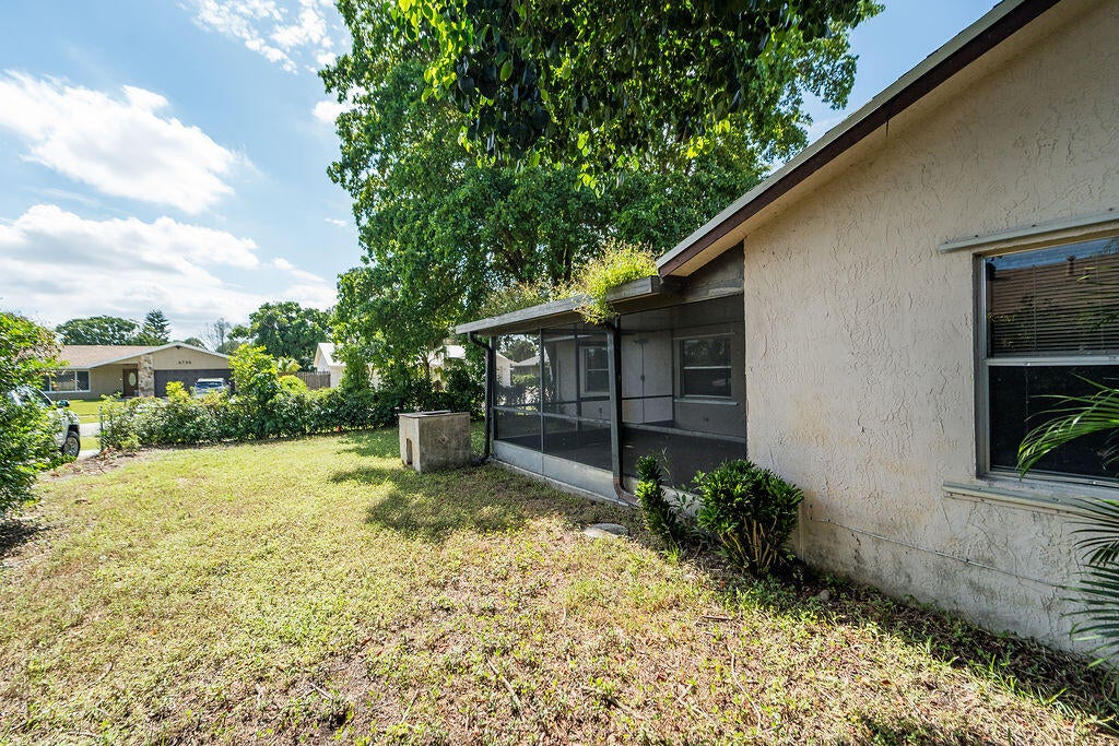 4718 Blue Pine Circle