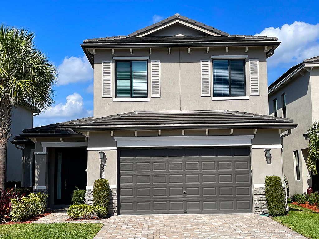 Photo of 6208 Oceanaire Way, Lake Worth Beach, FL 33467 (MLS # R10867758)