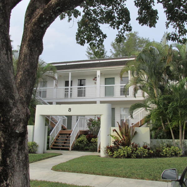 Cypress Point One bedroom, one bath, 2nd floor condo with covered screened balcony overlooking lake. Tiled flooring, very clean and desirable condo. Upgraded kitchen that has a refrigerator, range, dishwasher & microwave, apartment washer/dryer. Tenant occupied till 4/30/2017. Small pet will be considered with a $250.00 non-refundable pet fee. Beautiful PGA National golfing community. Close to all the shopping at Mirasol with Publix grocery store, specialty shops, banks, restaurants. Also shops at PGA that have LA fitness and lots more shops and restaurants. Florida Turnpike and I-95 are just minutes away. Beautiful PGA National community.