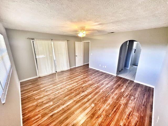 PORT ST LUCIE SECTION 3 - Residential Lease